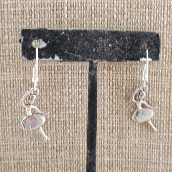 Dancing Lady Earrings Silver Tone Drop Down Ear Fashion Jewelry Vintage style - Picture 4 of 8